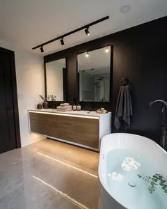Bold exterior with a luxury interior — completed renovation by Leo Constra